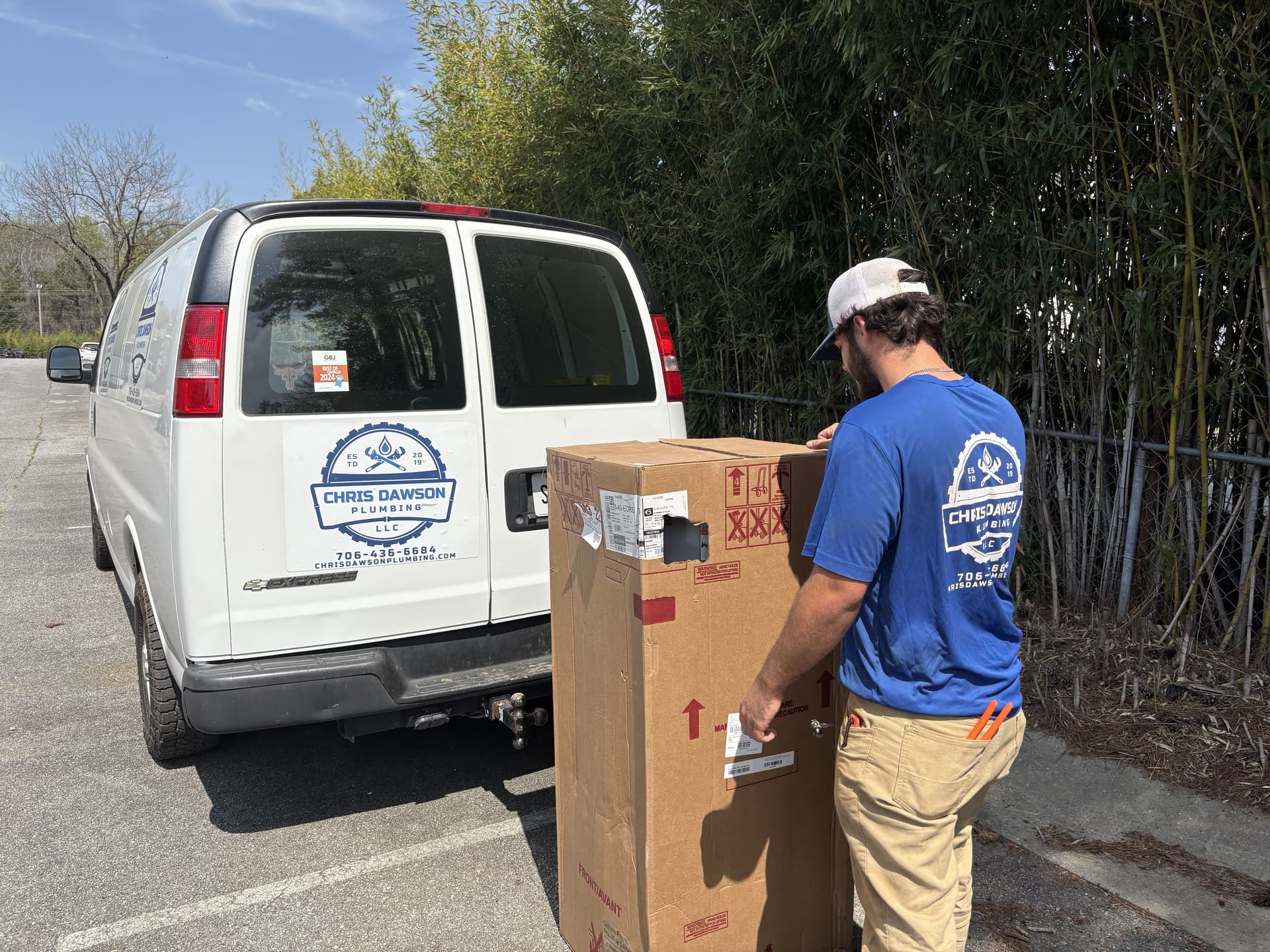 Gallery photos for Quick Water Heater Replacement in Third-Floor Apartment: Image #3